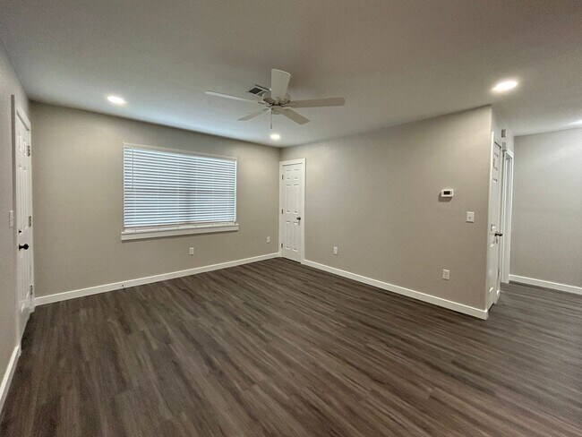 Foto del edificio - 612 N 6th St