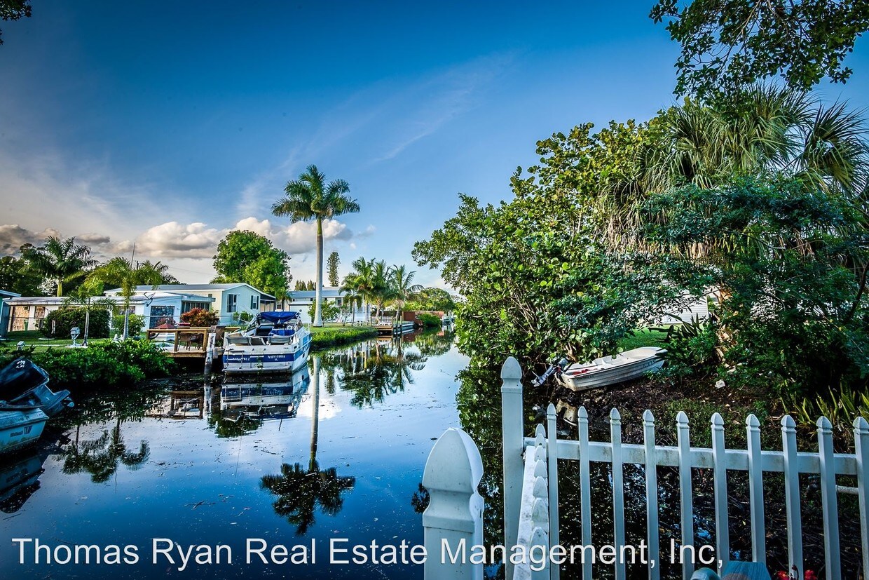 3129 Bamboo Ct, Punta Gorda, FL 33950 Room for Rent in Punta Gorda