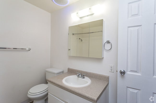 2BR, 1BA - Antero - Sierra Vista