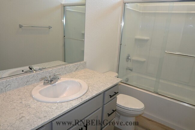 Foto del edificio - Resident Benefit Package Property