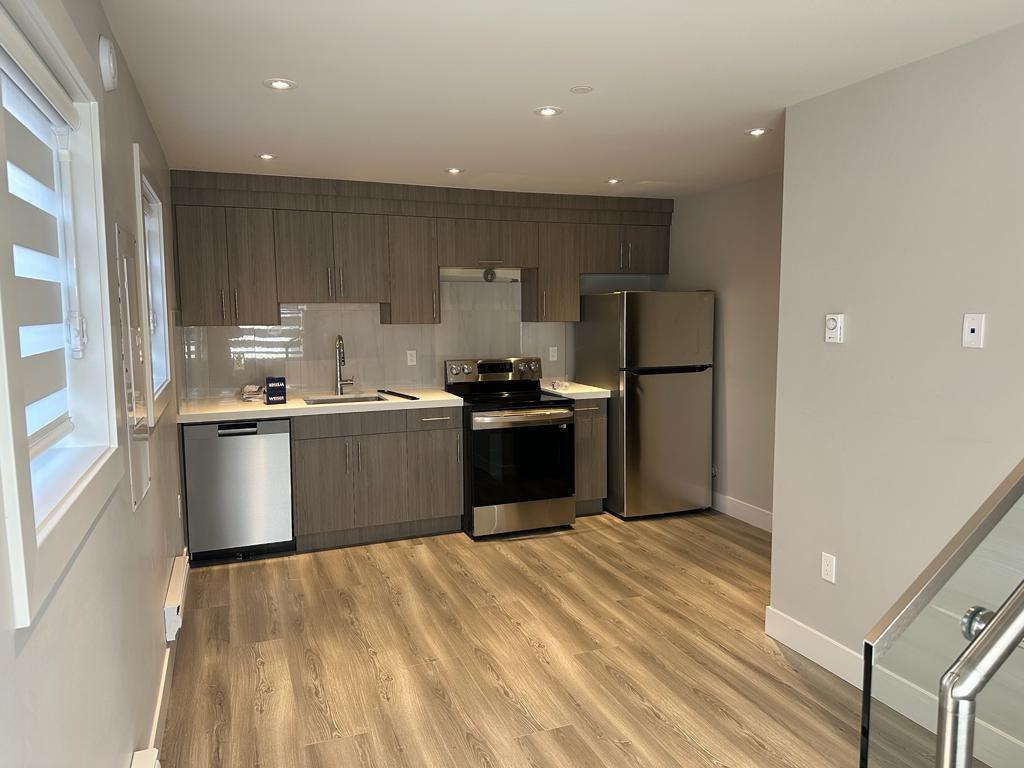 Photo principale - 4014 36th Av W