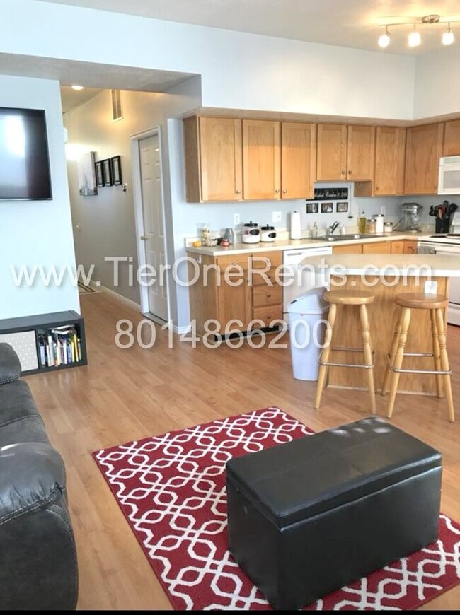 Foto del edificio - Move-in special: $500 off First months rent