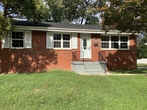 Building Photo - 8902 Maplebrook Rd
