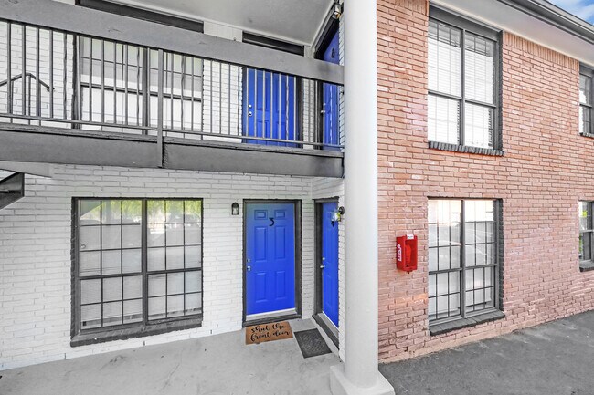 Foto del edificio - 3316 N Macgregor Way