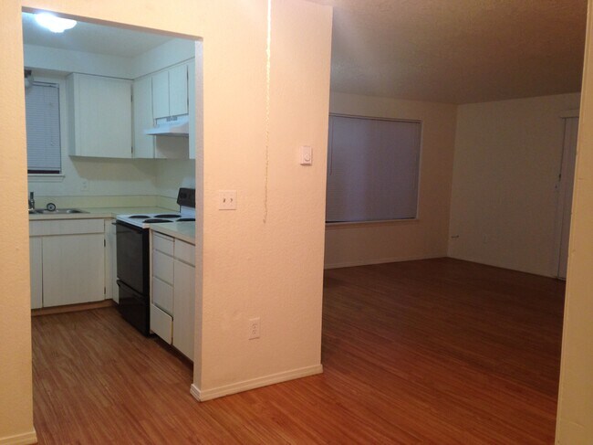 Foto del edificio - 954 Capitol St NE