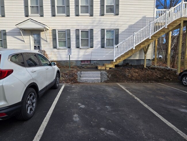 Building Photo - 48 Fourth St