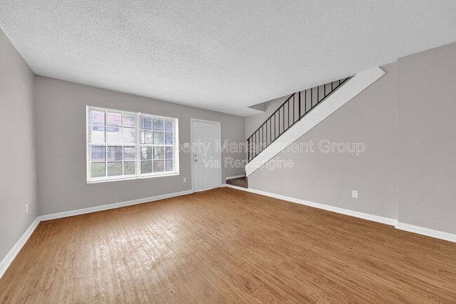 Photo - 3434 Spottswood Ave Apartment