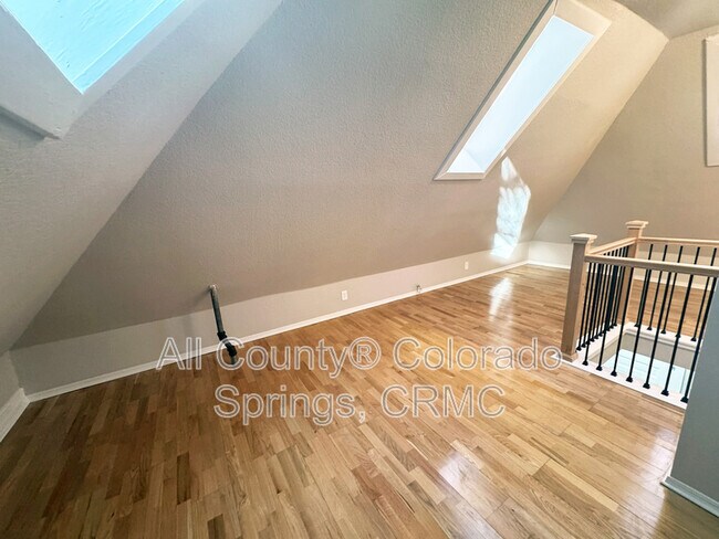 Building Photo - 330 E Cache La Poudre St