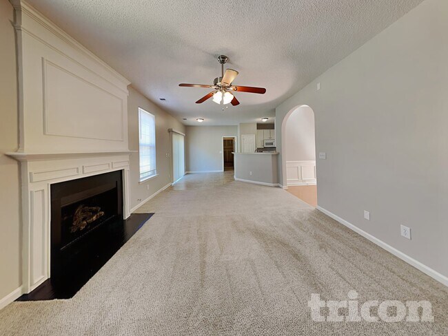 Building Photo - 312 Buckthorne Dr