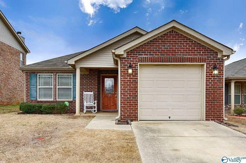 Primary Photo - 123 BrookLawn Dr