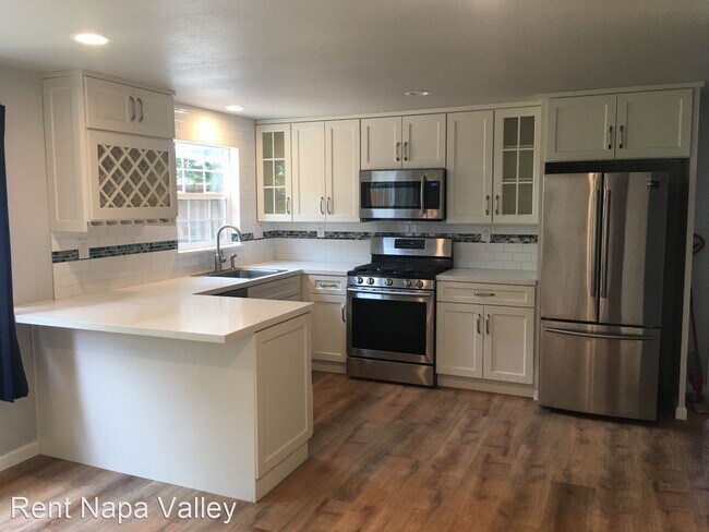 Building Photo - 2 br, 1 bath House - 2218 Trower Ave