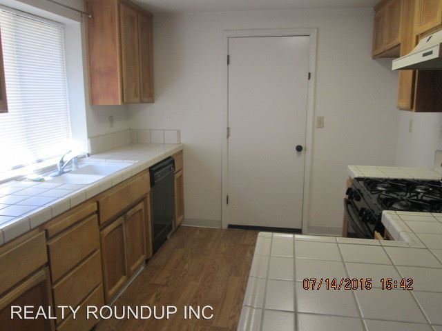 Building Photo - 9304 Ivydale Cir