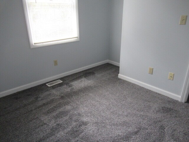 Foto del edificio - 2630 Forest View Rd