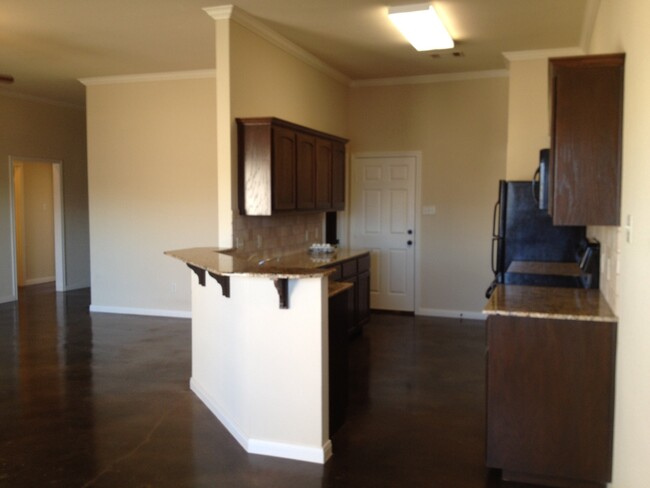 Foto del edificio - 3BR / 2BA Duplex in Hewitt, Texas | Midway...