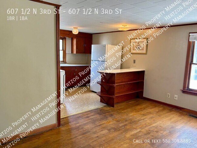 Foto del edificio - 607 1/2 N 3rd St-607 1/2 N 3rd St