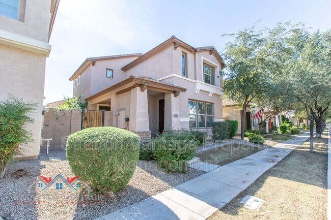 Building Photo - 3325 E Jasper Dr