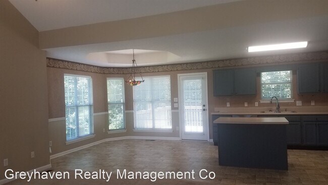 Building Photo - 4 br, 2 bath House - 6725 Triton Circle