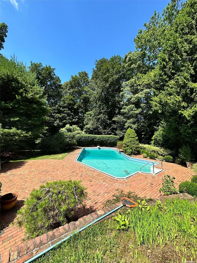 Building Photo - 37 Stonywell Ct