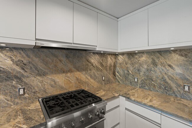 Foto del edificio - 320 Adolphus Ave