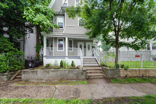Exterior - 93 Alexander St
