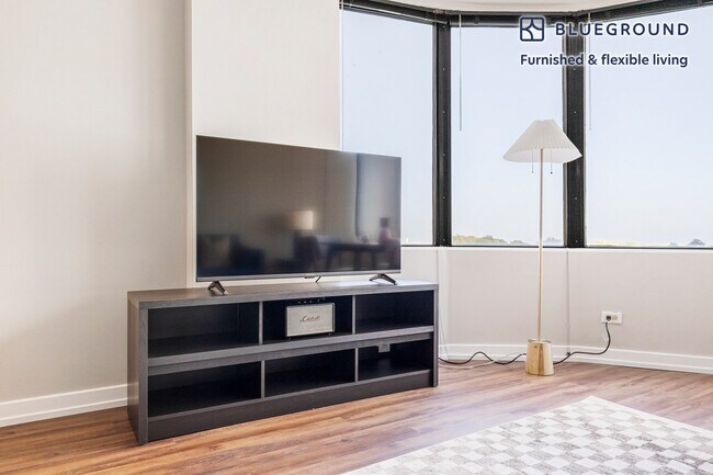 Foto del edificio - 1212 S Michigan Ave