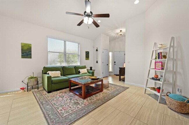 Foto del edificio - 9515 Tanager Way