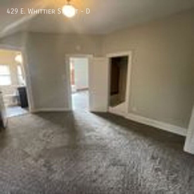 Foto del edificio - 429 E Whittier St