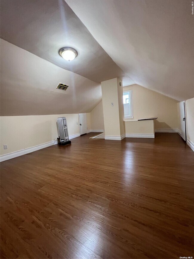 Foto del edificio - 168-06 116th Ave