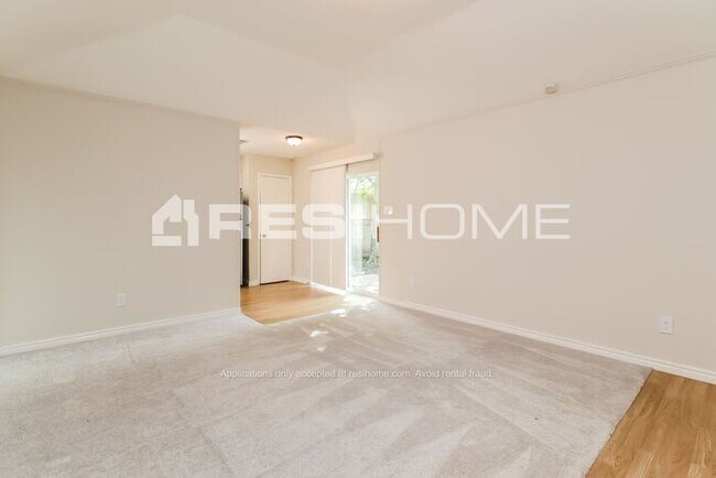 Building Photo - 5222 E Orem Drive