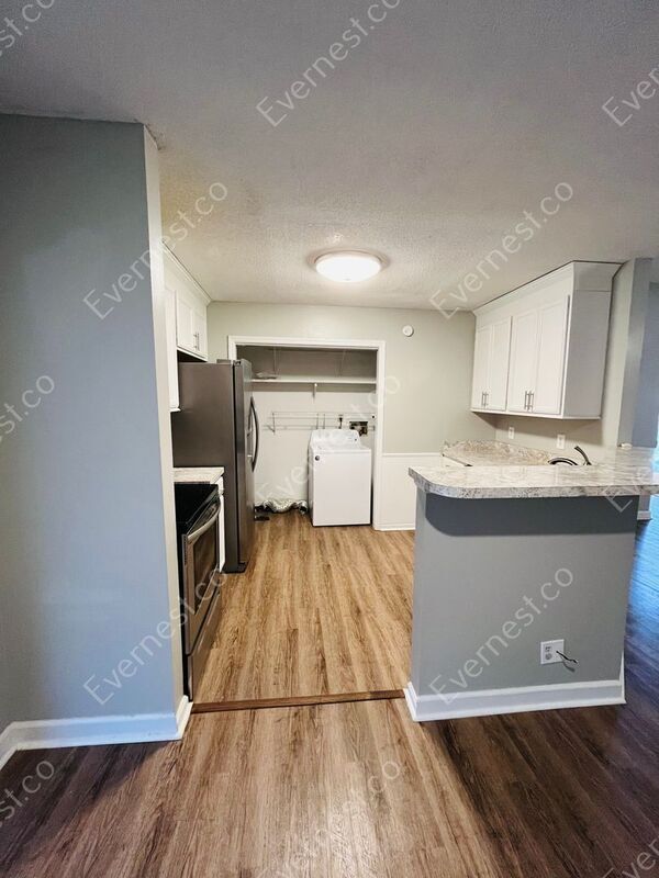 Foto del edificio - 606 Belinda Pkwy