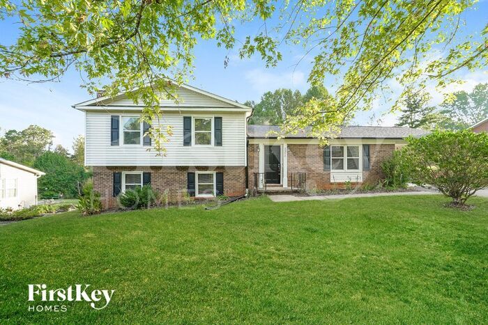 Foto principal - 2350 Woodgreen Rd