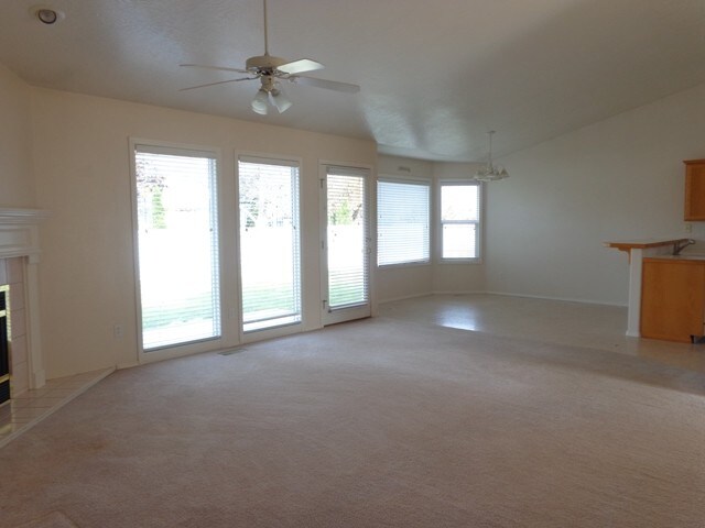 Building Photo - 2389 W Santa Clara Dr