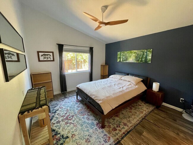 Foto del edificio - 3 Bed | 2 Bath | 1,306 Sq. Ft. | Bend, OR