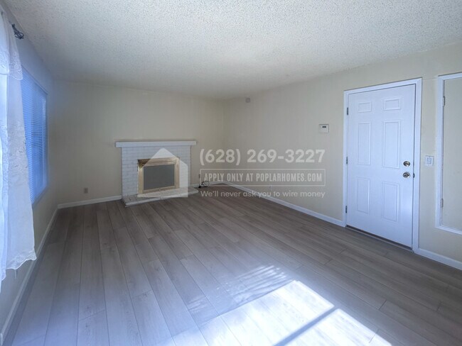 Building Photo - 3266 Santa Sophia Way