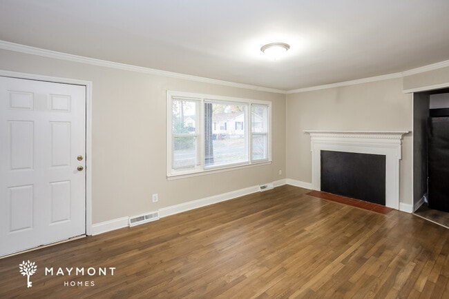 Building Photo - 302 Lydia St