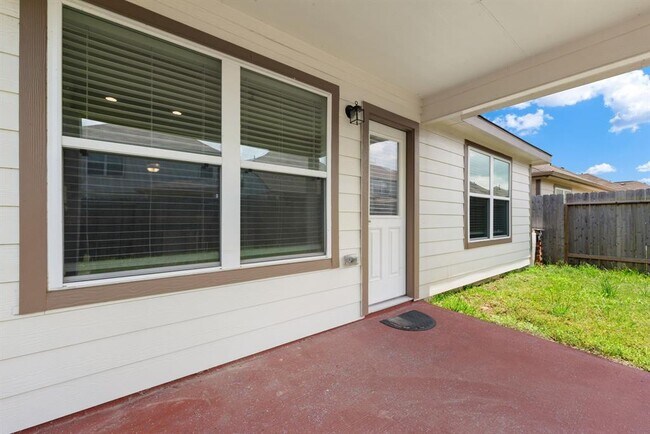 Building Photo - 17555 Greystanes Rd