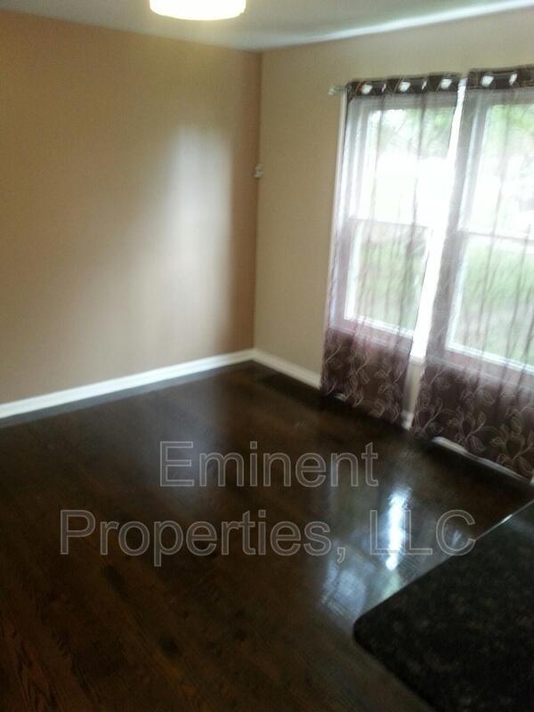 Building Photo - 10551 S Sangamon St