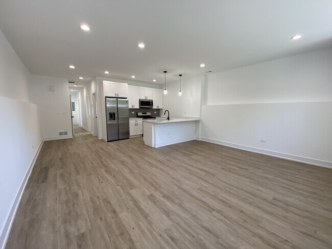 Foto del edificio - 4047 S Prairie Ave