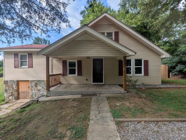Front - 60 E Highland St