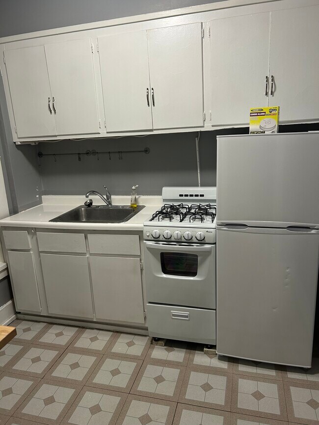 Foto del edificio - 729 N Broad St