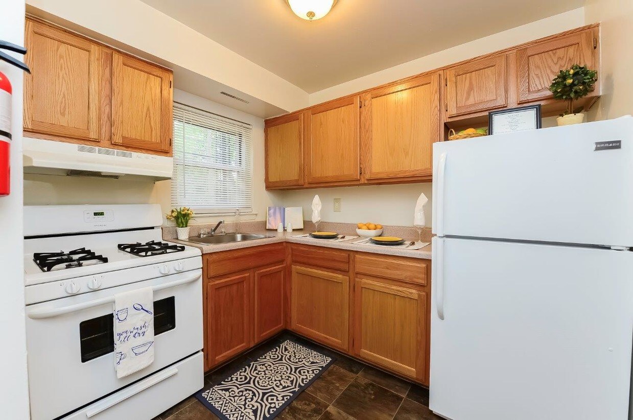 Post and Coach Apartment Homes Apartments 177 South St Freehold, NJ