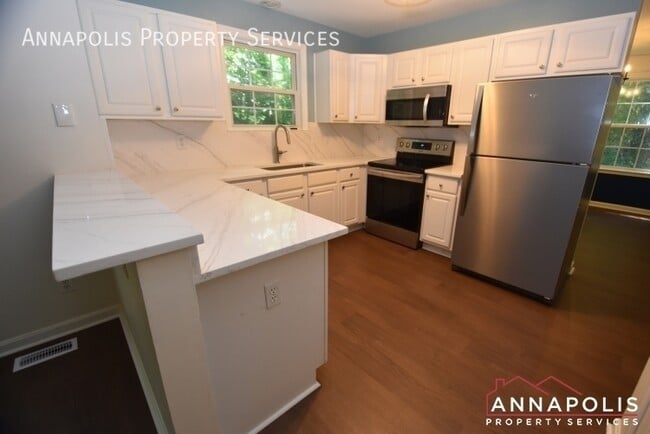 Building Photo - 1291 Circle Dr