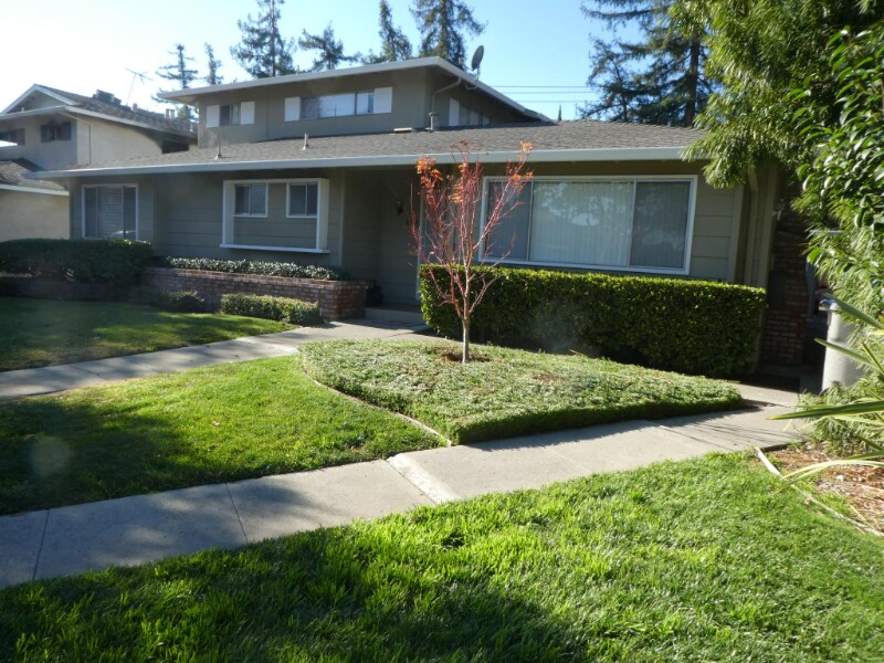 Foto principal - 395 Bellerose Dr