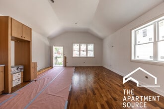 Building Photo - 547 Springfield Ave