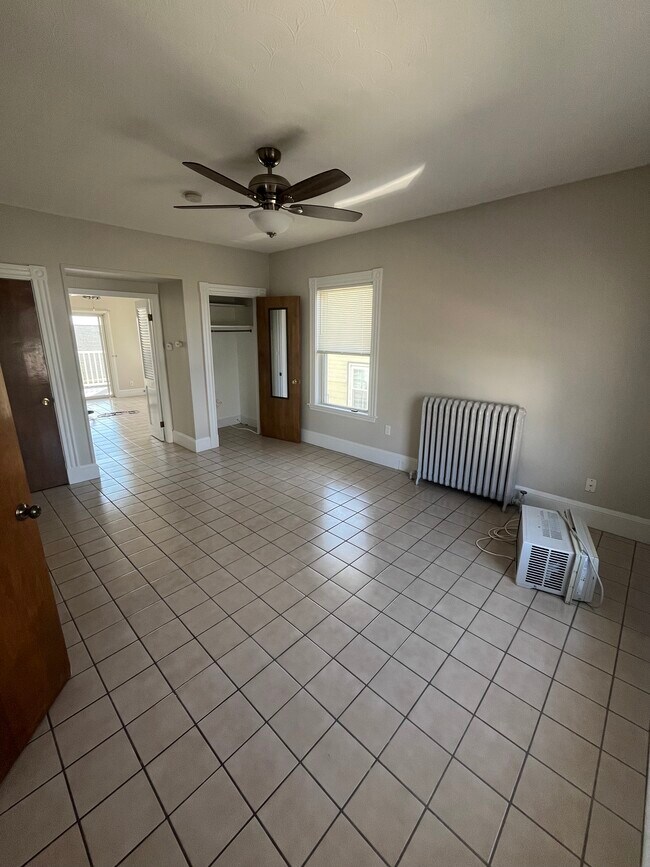 Foto del edificio - 16 Pleasant St