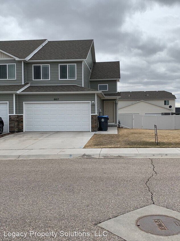 Foto principal - 3 br, 2.5 bath House - 6617 Horse Soldier Rd.