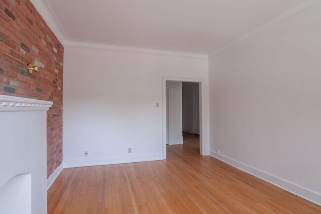 Photo du bâtiment - 5530 Ch De La Côte-Saint-Luc