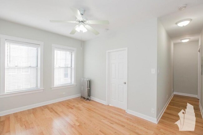 Foto del edificio - 1 bedroom in Chicago IL 60640