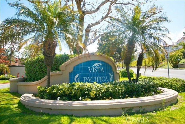 Primary Photo - 1074 Calle del Cerro