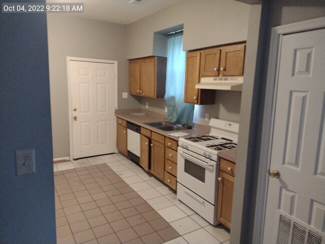 Building Photo - 4028 Belle Grove Rd